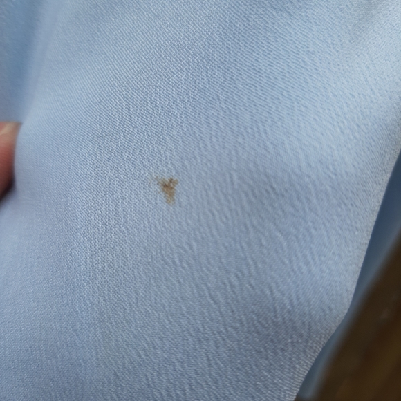 Baby blue sleevless blouse - Picture 4 of 4